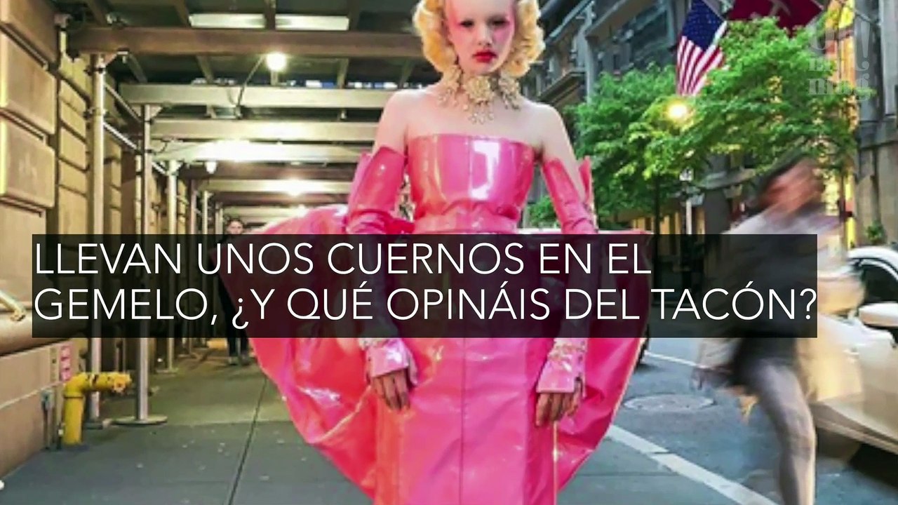 Las horripilantes botas de piel humana que no dejan indiferente a nadie