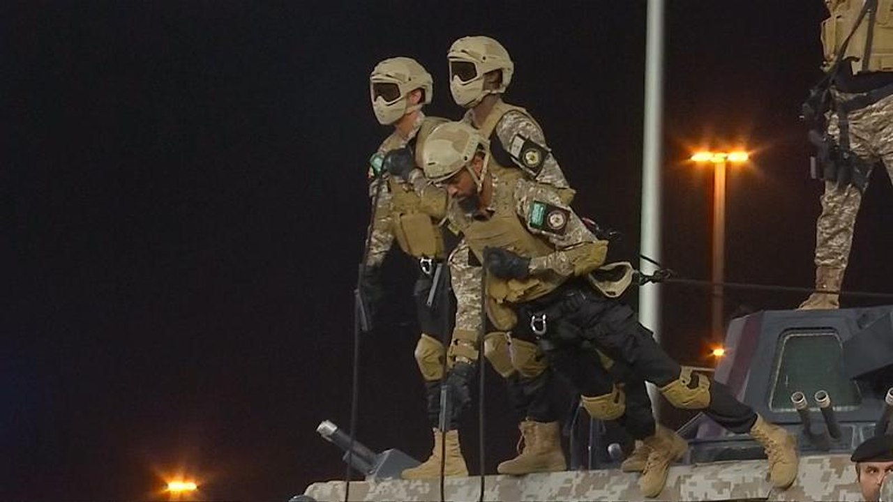 Militärparade in Mekka