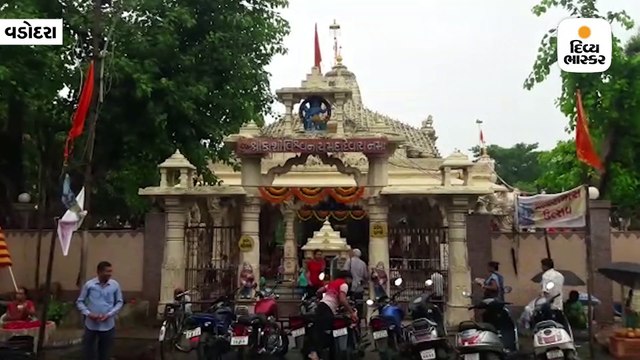 જમ્મુ કાશ્મીર અંગે લેવાયેલા નિર્ણયના પગલે વડોદરામાં પોલીસ દ્વારા ચેકીંગ હાથ ધરાયું