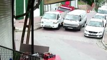 İstanbul'da kamyonet hırsızlarına nefes kesen operasyon kamerada