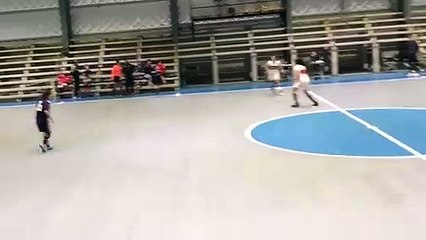 Salon futbolu müsabakasında 10 saniyede 5 ayrı talihsizlik yaşandı