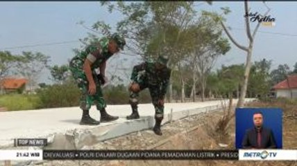 TNI Bangun Jalan Beton di Desa Blukbluk