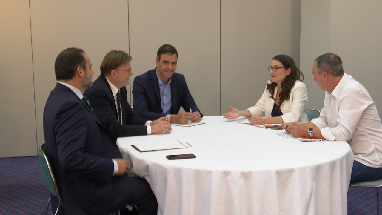 PSOE y Compromís se reúnen para alcanzar un acuerdo