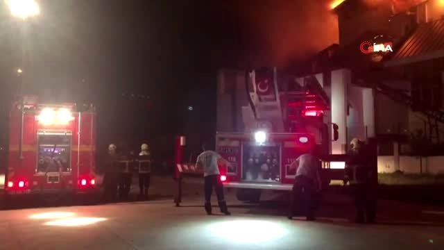 Zonguldak'ta fındık fabrikasında korkutan yangın