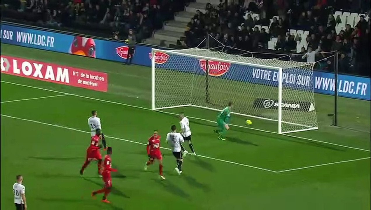 06/04/19 : Hatem Ben Arfa (75') p. : Angers - Rennes (3-3)