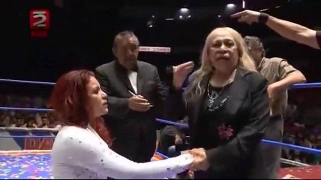 Marcela vs Tiffany, lucha Cabellera contra cabellera en el CMLL.