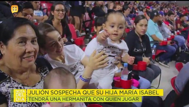 ¿NIÑO O NIÑA? Le preguntamos a Julión Álvarez si ya sabe el sexo de su nuevo bebé. | Ventaneando