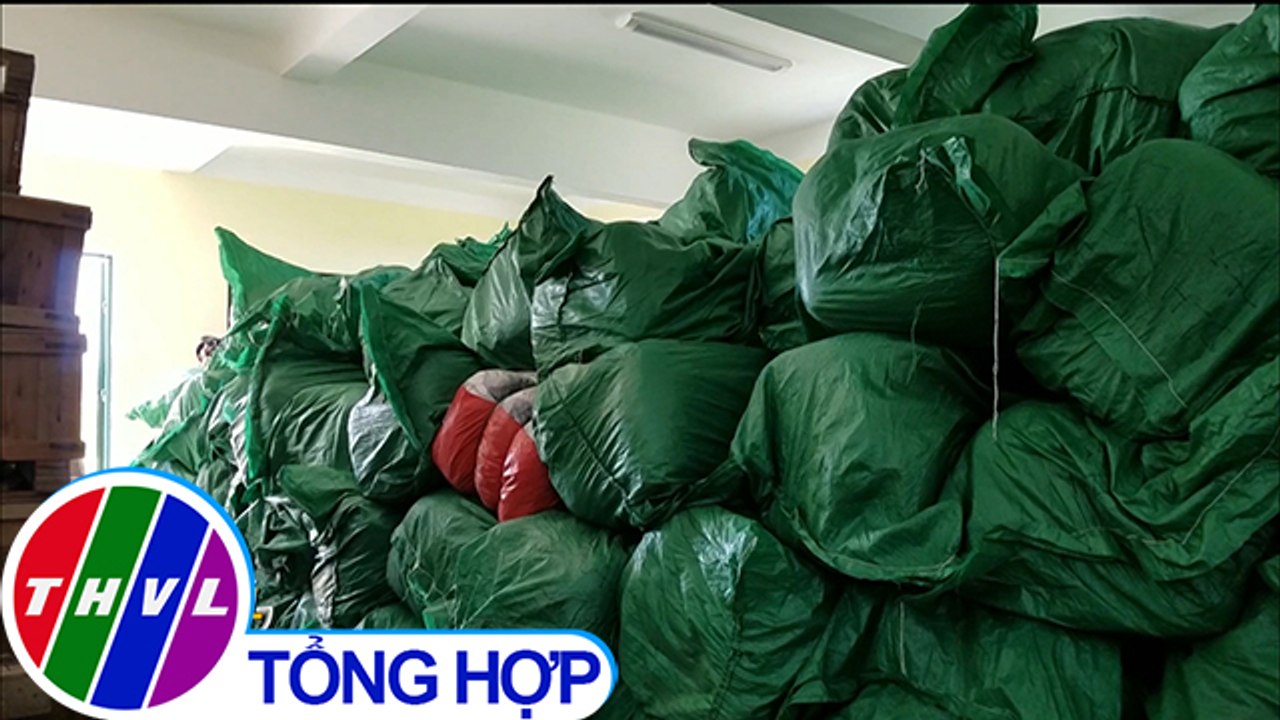 THVL | Phát hiện xe tải chở hơn 16 tấn váy áo cấm nhập khẩu trên đường đi tiêu thụ