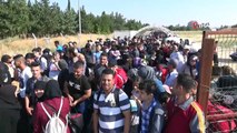 Suriyelilerin bayram için ülkelerine dönüşü sürüyor