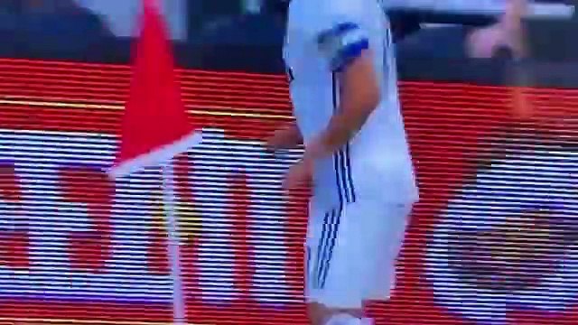 Etats-Unis: En plein match, le footballeur américain Alejandro Bedoya interpelle le Congrès sur les armes à feu après les fusillades - VIDEO