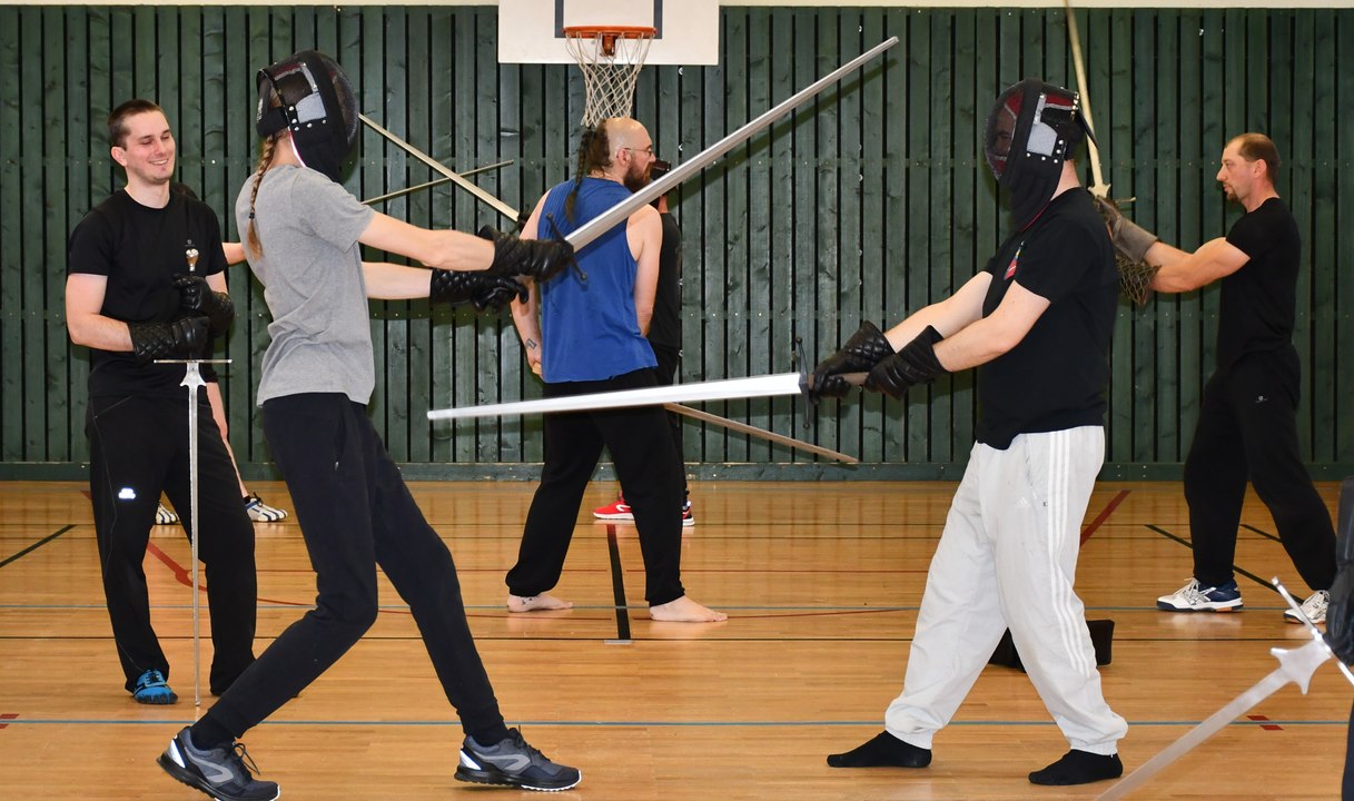 Les "Lames d'en temps", une école d'arts martiaux historiques européens ouvre à Thann