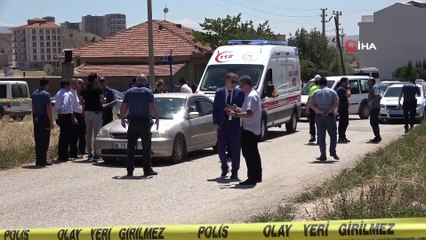 Arkadaşların otomobildeki alacak verecek tartışması kanlı bitti: 1 ölü