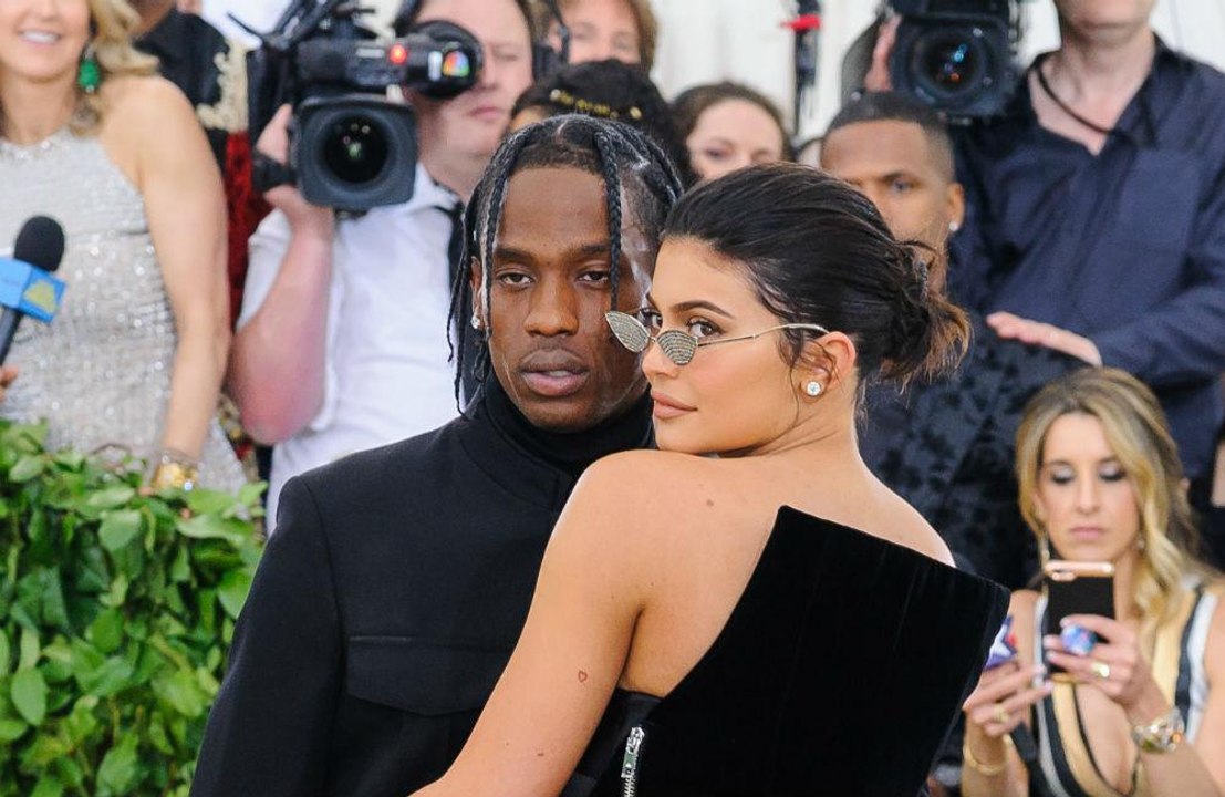 Travis Scott: Rosen für Kylie
