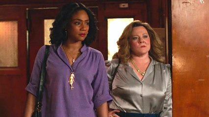 The Kitchen with Melissa McCarthy - Taking Over the Neighborhood