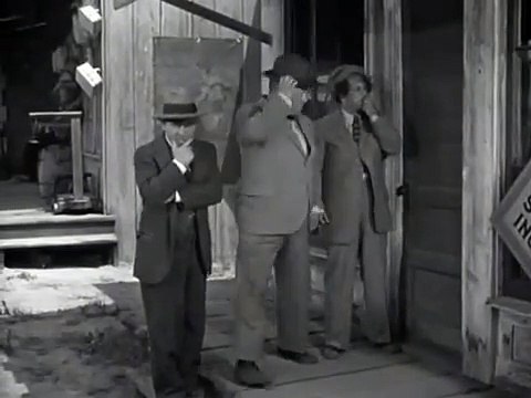 Los Tres Chiflados Latino 051 - Tres caballeros tocados C&C