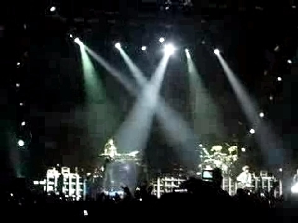 Linkin Park @ Paris Bercy 22_01_2008 - 02 Somewhere I Belong