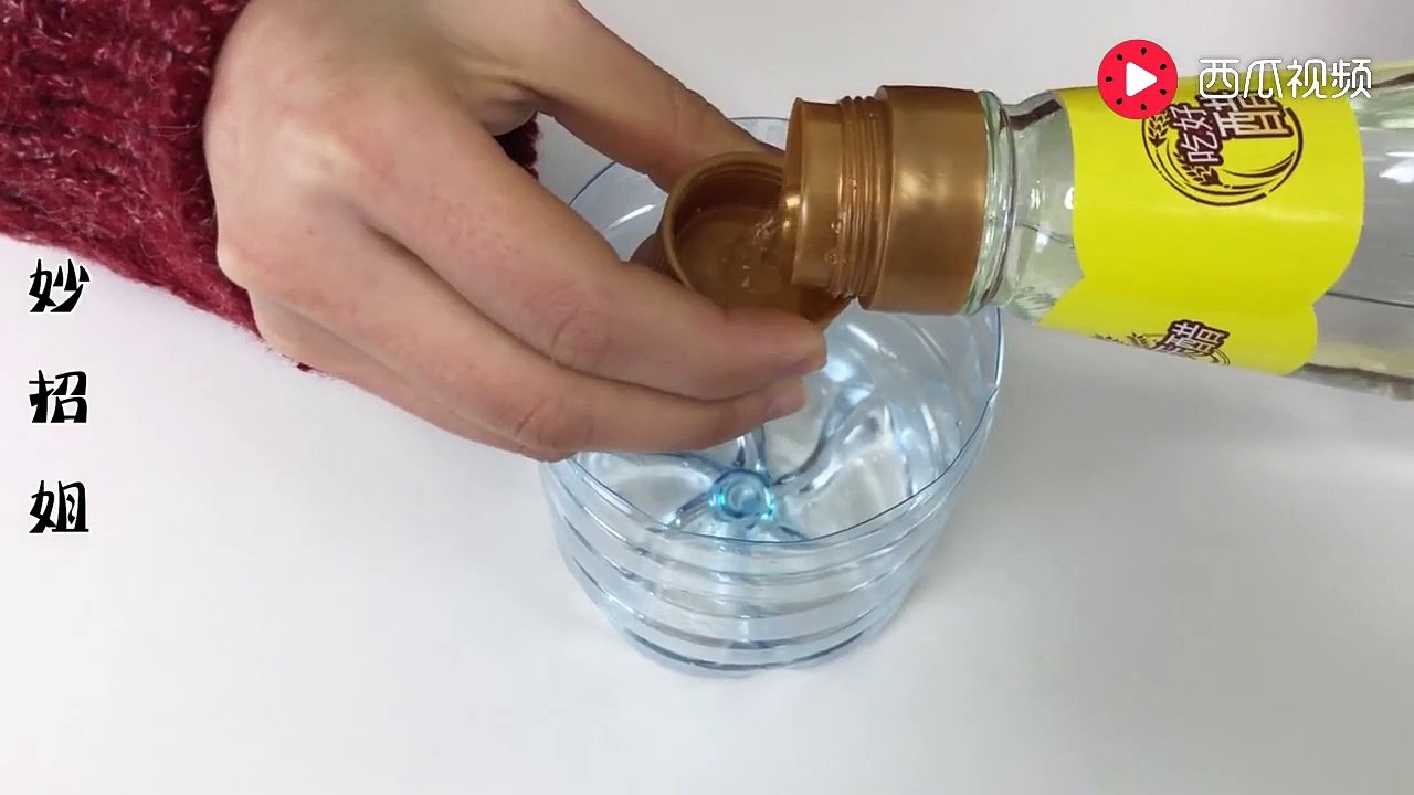 【Cleaning glass】年前大扫除玻璃这样擦，干净得一粒灰尘都看不到，赶紧试一试