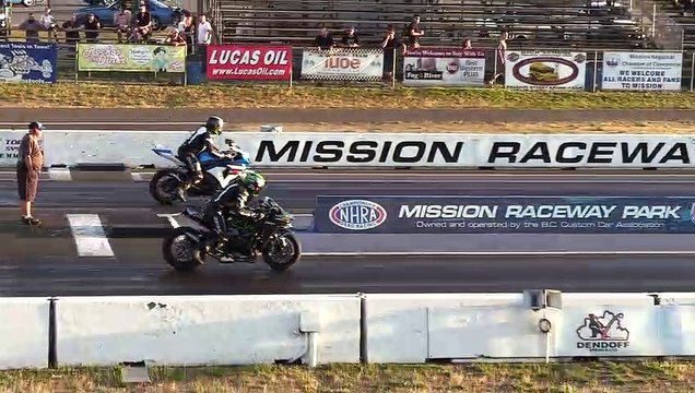 H2 Kawasaki vs GSXR 1000 Suzuki - drag racing of superbikes