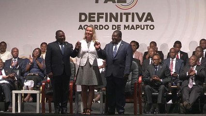Gobierno y oposición firman un acuerdo de paz en Mozambique