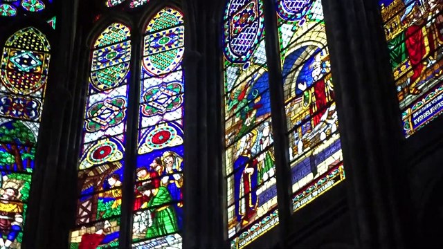 La Basilique Saint-Denis à Paris-vidéo 4