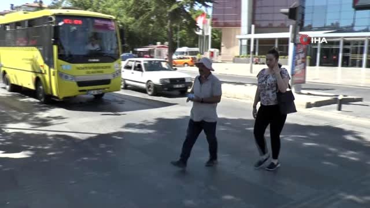 'Yaya Öncelikli Trafik' için yayalar ve sürücüler bilgilendirildi