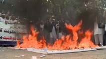 كشميريو القسم الباكستاني يتظاهرون ضد قرار الهند بشأن كشمير