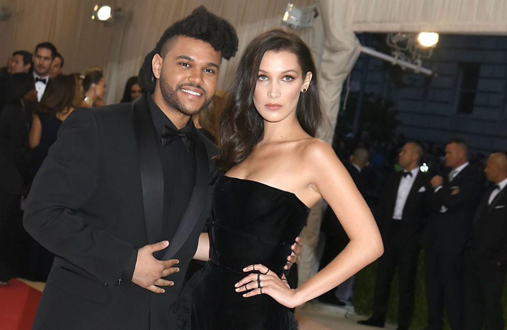 The Weeknd ve Bella Hadid hala birlikte!