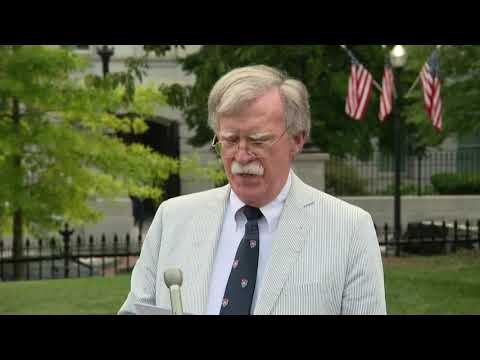 Bolton në Kosovë?! Vizitë nëse merr garanci për heqjen e taksës