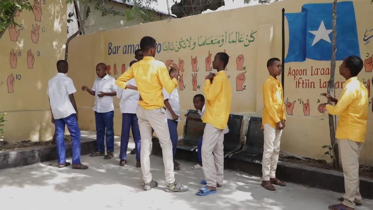 مساع لدمج فئة الصم في المجتمع الصومالي