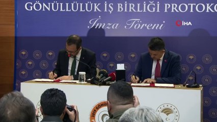 İki bakanlık 'Gönüllülük Alanında İş Birliği'ne imza attı