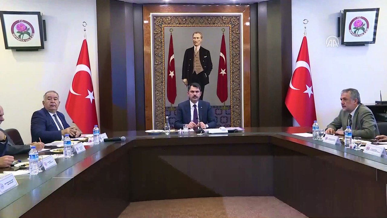 Çevre ve Şehircilik Bakanı Kurum, Valilikte il değerlendirme toplantısına katıldı - ISPARTA