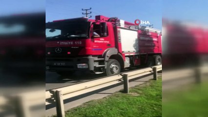 Minibüs seyir halindeyken alev aldı