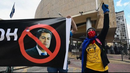 Honduras president urged to resign