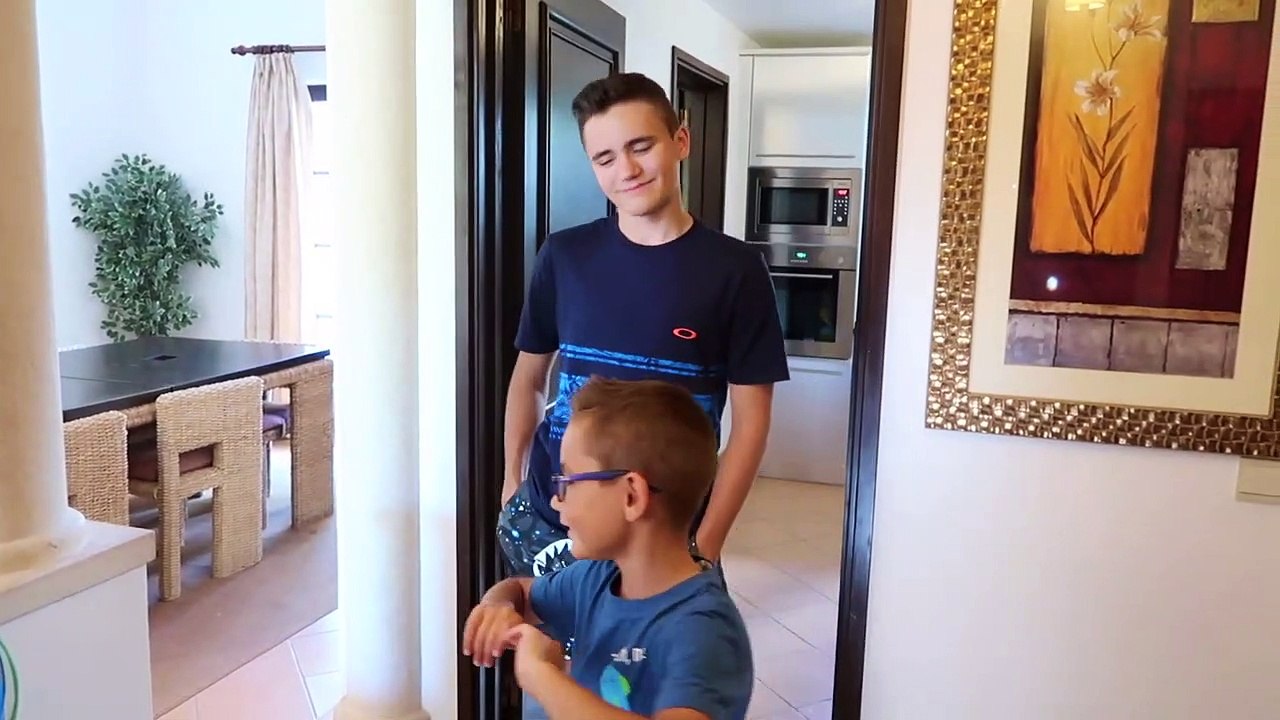 Cache-cache dans notre Maison au Portugal !