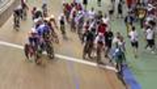 Los caleños disfrutan de la Copa Mundo de Ciclismo de Pista