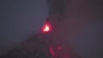 Volcán de Fuego de Guatemala lanza ceniza a poblados tras potente erupción