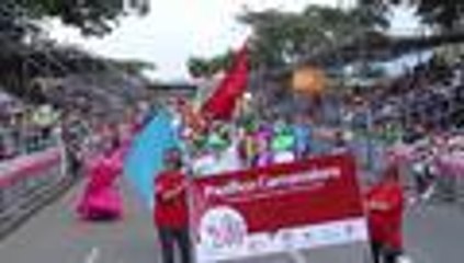 Desfile Cali Viejo, la tradición caleña que adornó las calles con color, belleza y sabrosura