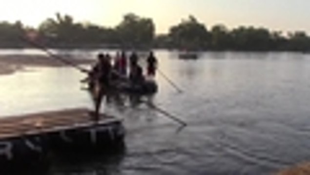 Video más hondureños llegan en balsas a México, camino a Estados Unidos