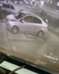 Motociclista atraca a una menor en Cali