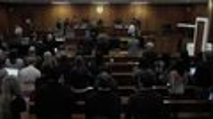 Tribunal ordena un examen psiquiátrico a Oscar Pistorius