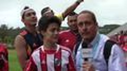 Hinchas de Carlos Carbonero lo acompañan en Brasil 2014