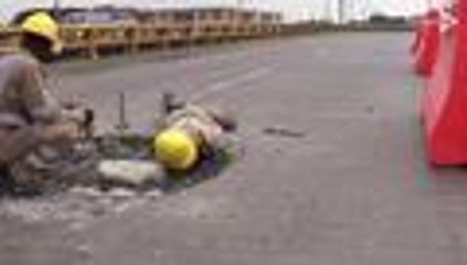 Por gran hueco cerraron paso en el puente de la Calle 70 con Carrera 8