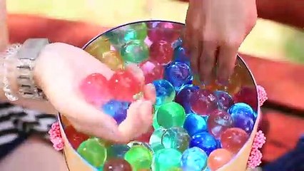 6 DIY Giant Slimes And Stress Balls (2)