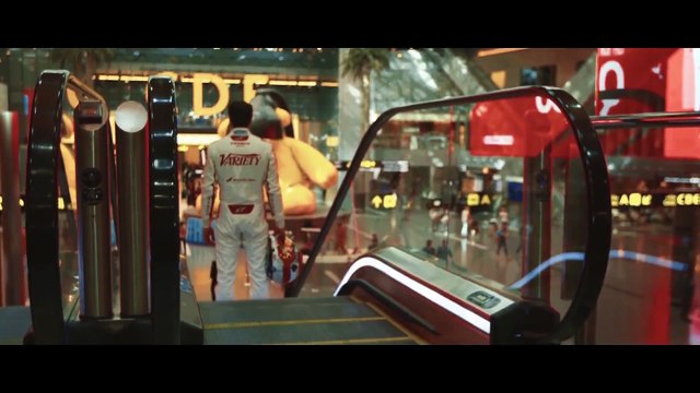 Car Against Plane - Who will Win - Formula-E Car vs Qatar Airways Airbus A350