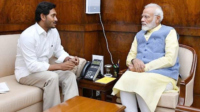 జగన్ ప్రత్యేక హోదా అడగడానికి రీజన్ అదేనా..?? || Why AP CM Jagan Thoroughly Asking For Special Status