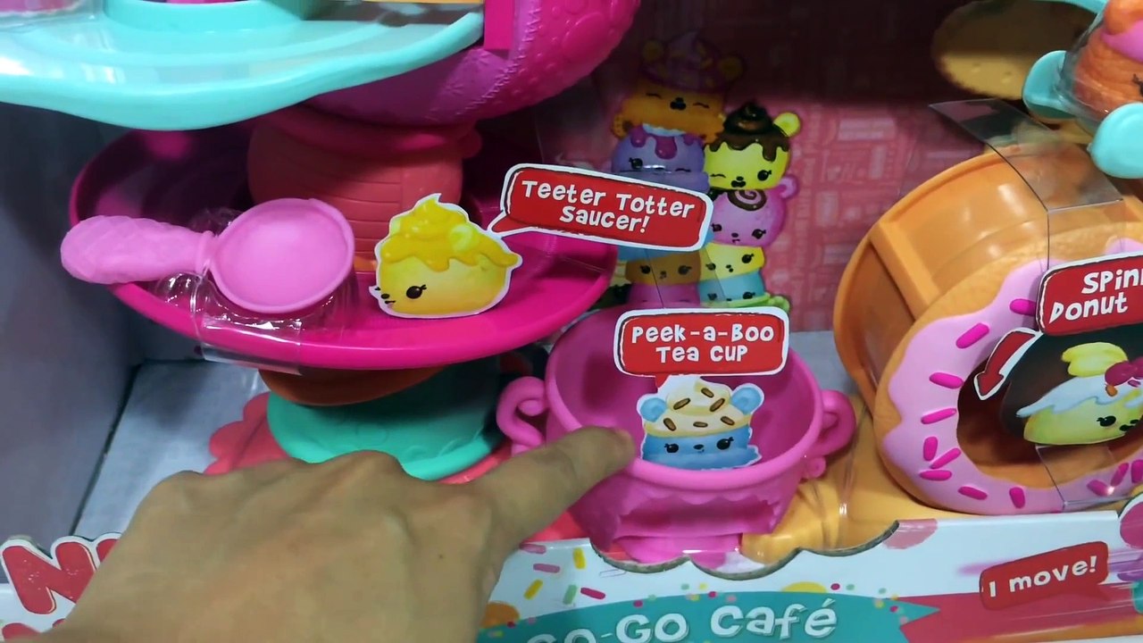 Num Noms Go Go Cafe Playset with Scented Charac...