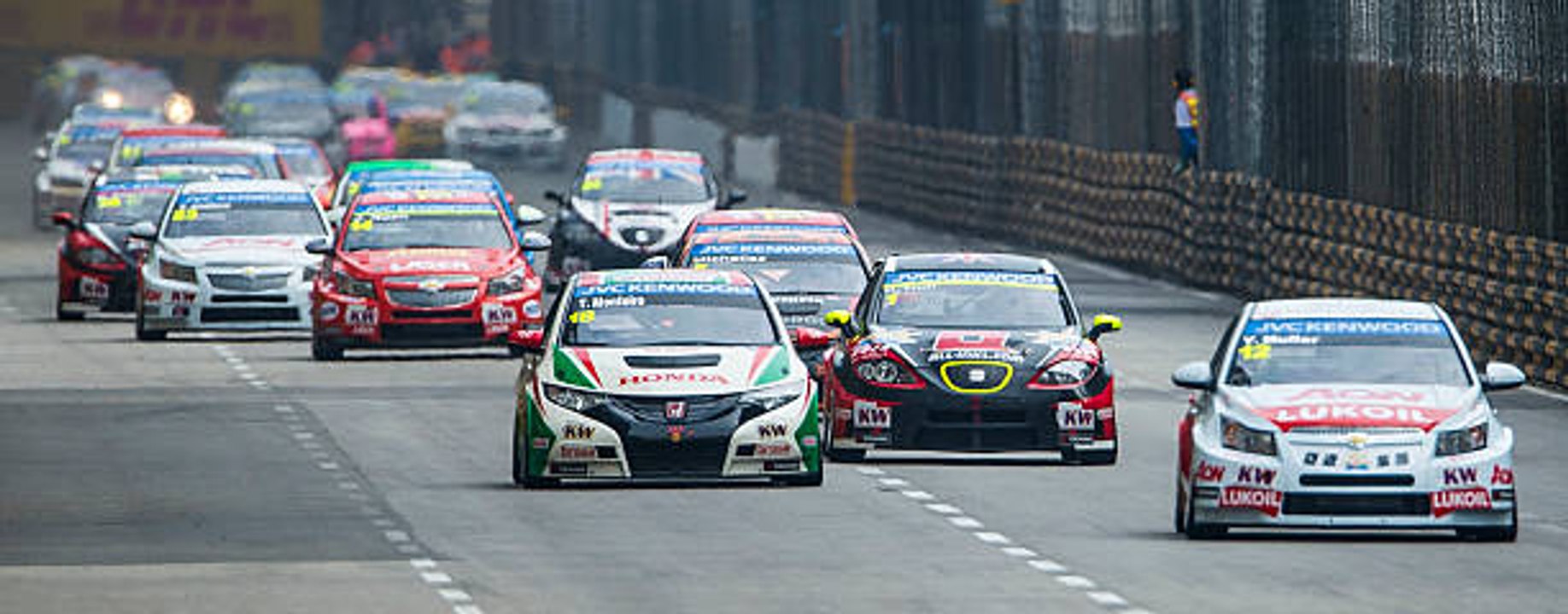 El desarrollo de un fin de semana de carreras de la WTCR