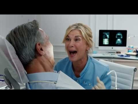 Dans Joyeuse retraite! , Thierry Lhermitte et Michèle Laroque s'exilent au Portugal