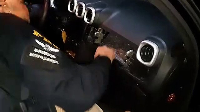 Santa Terezinha de Itaipu: PRF encontra celulares em fundo falso de automóvel