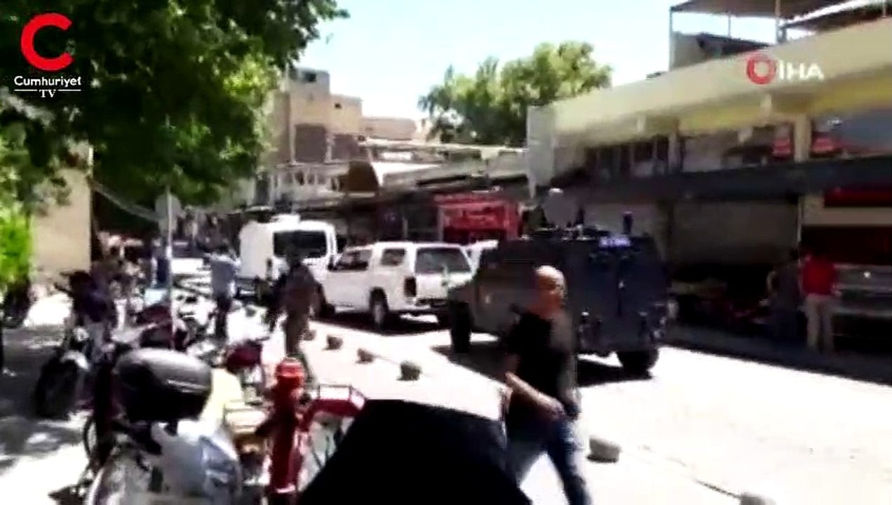 Şanlıurfa'da hareketli dakikalar! Balıklıgöl'de canlı bomba yakalandı